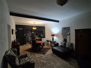 2 Bed Townhouse in Heidelberg Central