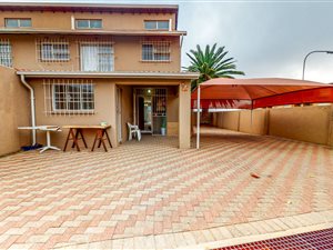 3 Bed House in Roseacre