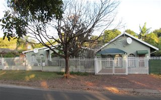 3 Bedroom House in Akasia