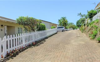 3 Bedroom Simplex in Sherwood