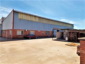 4160 m² Industrial space in Rosslyn