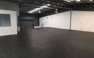 328 m² Industrial space in North Riding