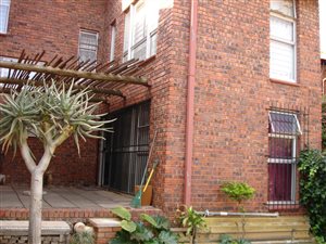 3 Bed Apartment in Waterkloof Heights