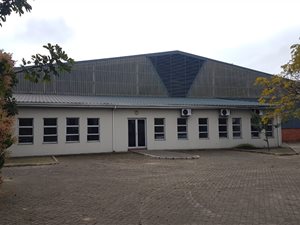 6247 m² Commercial space in Alton