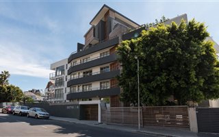 4 Bedroom Penthouse in Fresnaye