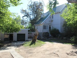 4 Bed House in Dale View