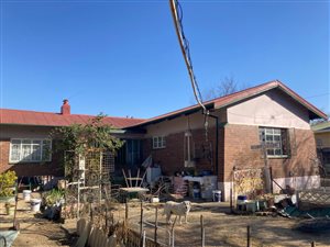 3 Bed House in Kroonheuwel