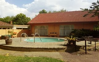 5 Bedroom House in Sonlandpark