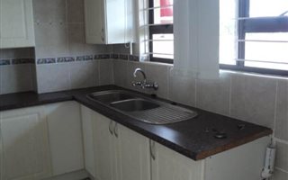2 Bedroom Apartment in Illovo Beach