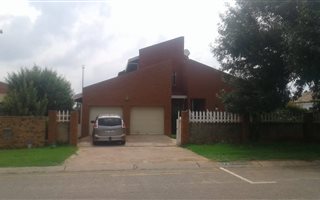 3 Bedroom House in Bakerton