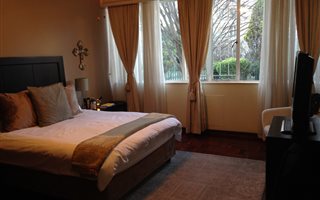 3 Bedroom Flat in Illovo