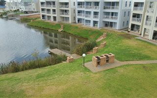1 Bedroom Apartment in Erasmus Park
