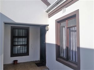 3 Bed House in Pelikan Park