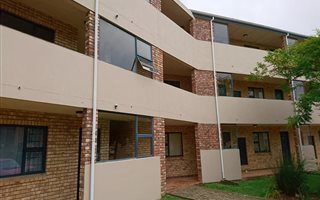 2 Bedroom Apartment in Grahamstown Central
