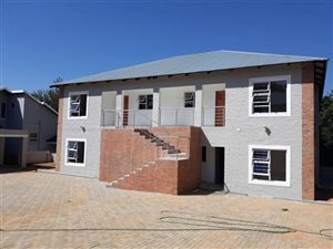 2 Bed Apartment in Monument Park