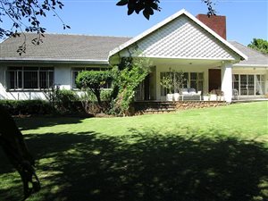 4 Bed House in Sunningdale