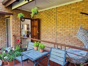 2 Bed Apartment in Chase Valley