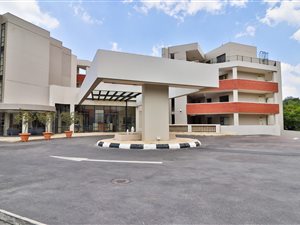 3 Bed Apartment in Sandown