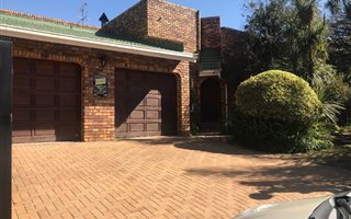 3 Bedroom House in Marais Steyn Park