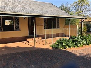 1 Bed Townhouse in Northcliff