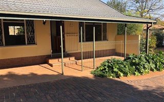 1 Bedroom House in Northcliff