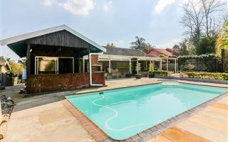 3 Bedroom House in Bellevue