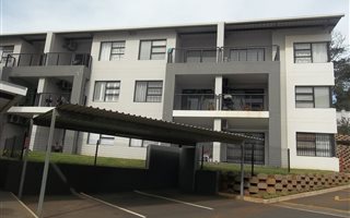 2 Bedroom Apartment in Umbogintwini