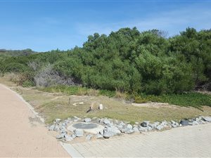 1330 m² Land available in Vlees Bay