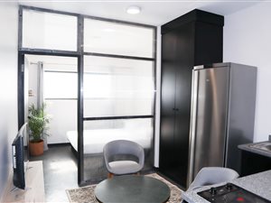 1 Bed Apartment in Johannesburg Central