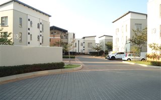 2 Bedroom Townhouse in Lonehill