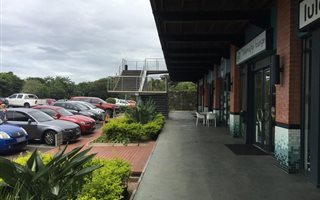 68 m² Commercial space in Glenashley