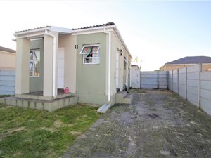 2 Bed House in Blue Downs