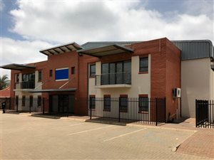 2837 m² Commercial space in Pomona