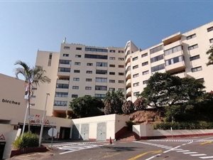 2 Bed Apartment in Paradise Valley
