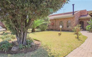 3 Bedroom Cluster in Rynsoord