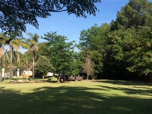 3965 m² Commercial space in Hyde Park