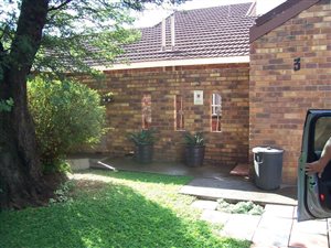 2 Bed Townhouse in La Hoff