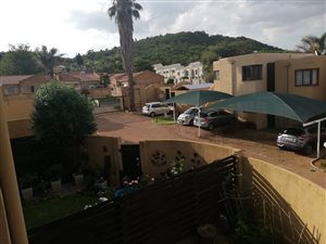 2 Bed Apartment in Glenvista