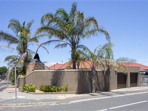 4 Bed House in Bellville Central
