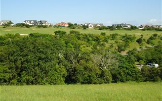 880 m² Land available in Cotswold Downs Estate