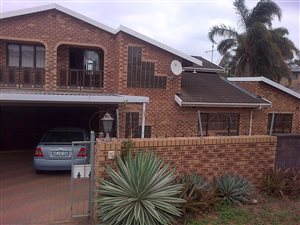 4 Bed House in Burlington Heights
