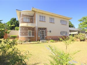 3 Bed House in Cinderella