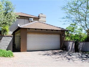 4 Bed Townhouse in Ruimsig