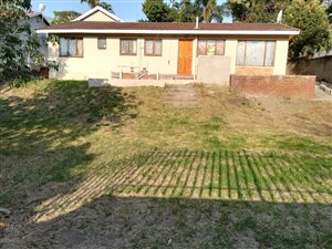 3 Bed House in Shallcross