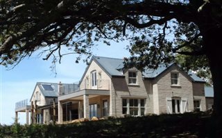 2 Bedroom Townhouse in Nottingham Road