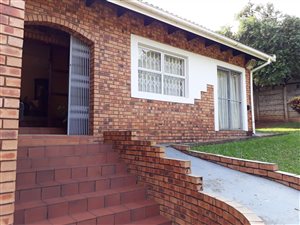 3 Bed House in Panorama