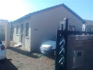 3 Bed House in Mahube Valley