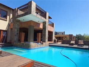 6 Bed House in Verresig Country Estate