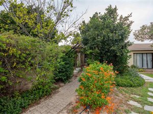 3 Bed Townhouse in Helena Heights