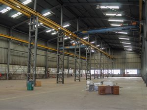 2400 m² Industrial space in Wadeville